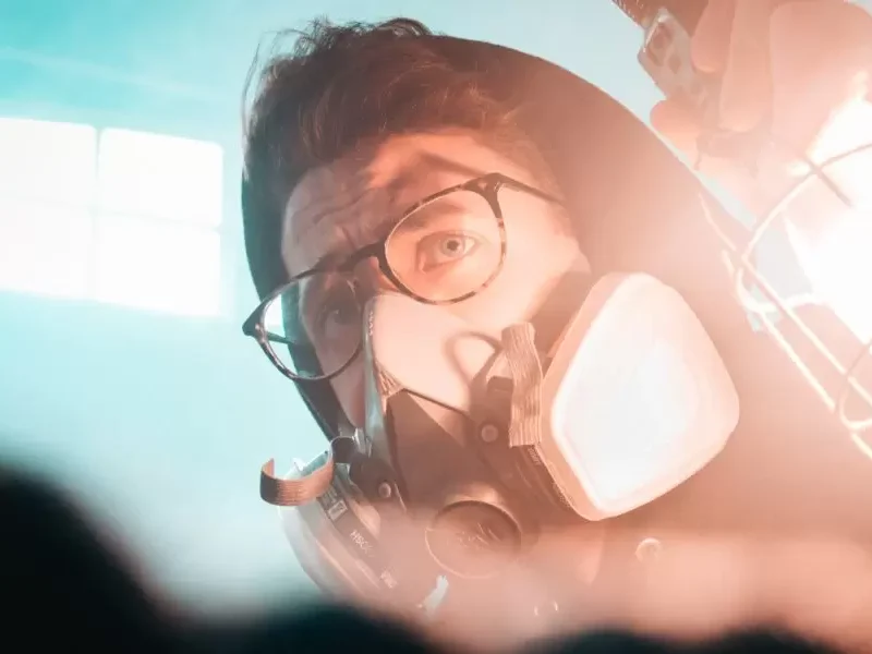 Maska do pracy z żywicą. Wskazówki, które pozwolą Ci wybrać odpowiednią.