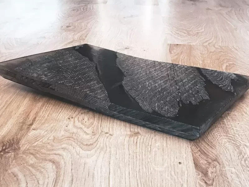 Czy mokre drewno nadaje się do żywicy epoksydowej?