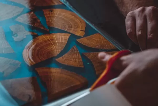 Dodatkowe zabezpieczenie żywicy epoksydowej, z możliwością regeneracji. PPF na żywicy epoksydowej.