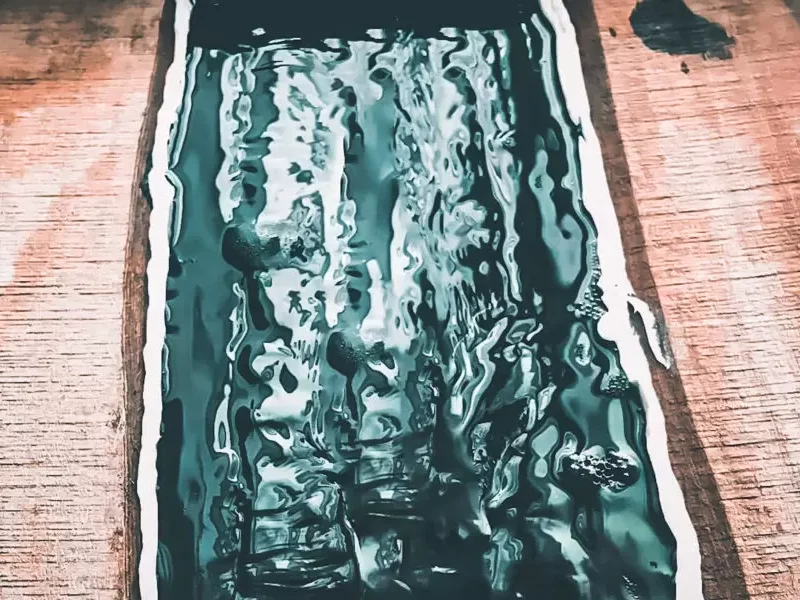 Dlaczego żywica się gotuje? I jak sobie z tym radzić?