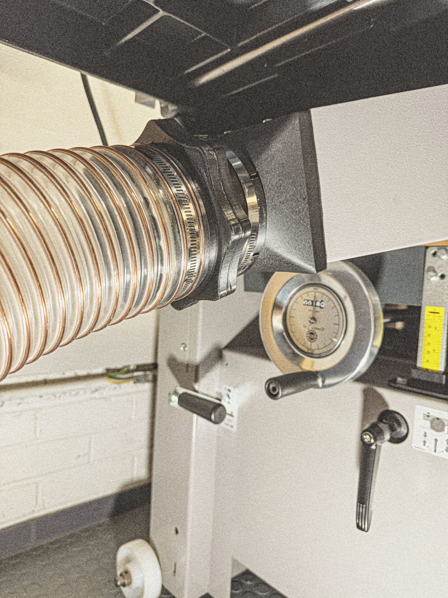 Szybkozłącze magnetyczne do odciągu trocin | Adapter do węża SPIRO