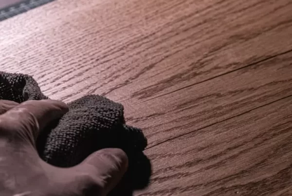 Ceramiczne zabezpieczenie drewna. Nanopowłoka na drewo oraz żywicę.