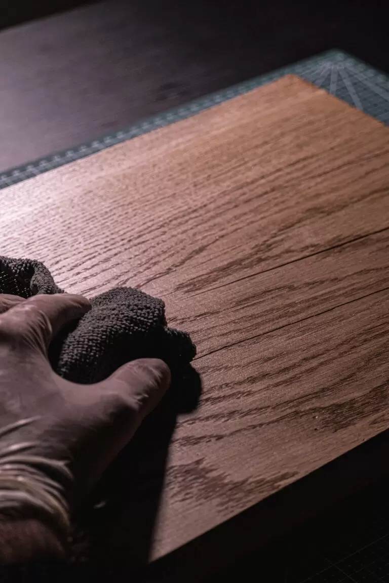 Ceramiczne zabezpieczenie drewna. Nanopowłoka na drewo oraz żywicę.