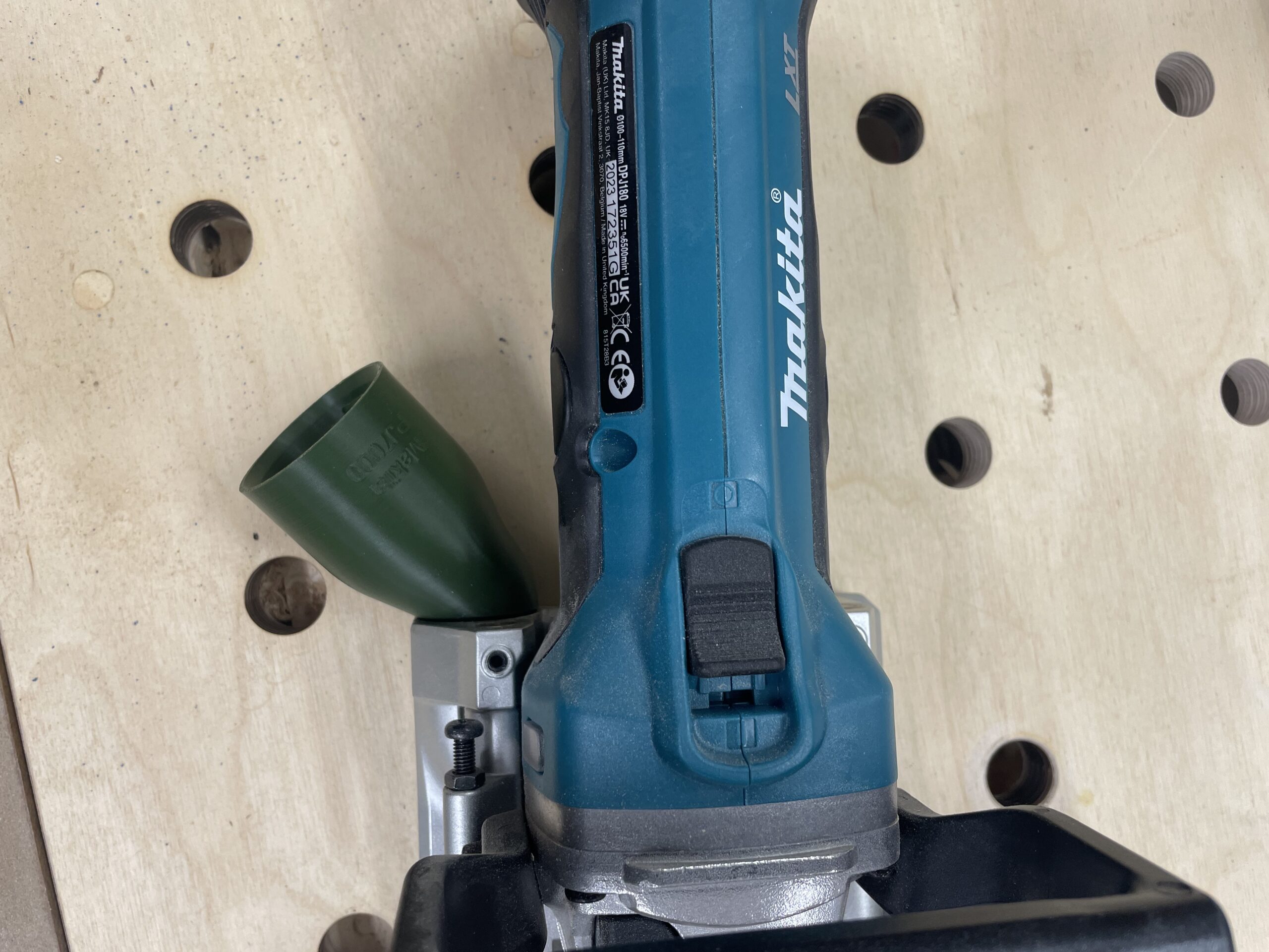 Adapter odsysania Makita PJ7000/Makita DPJ180Z do węża Festool CLEANTEC Adapter odsysania Makita PJ7000/Makita DPJ180Z do węża Festool CLEANTEC