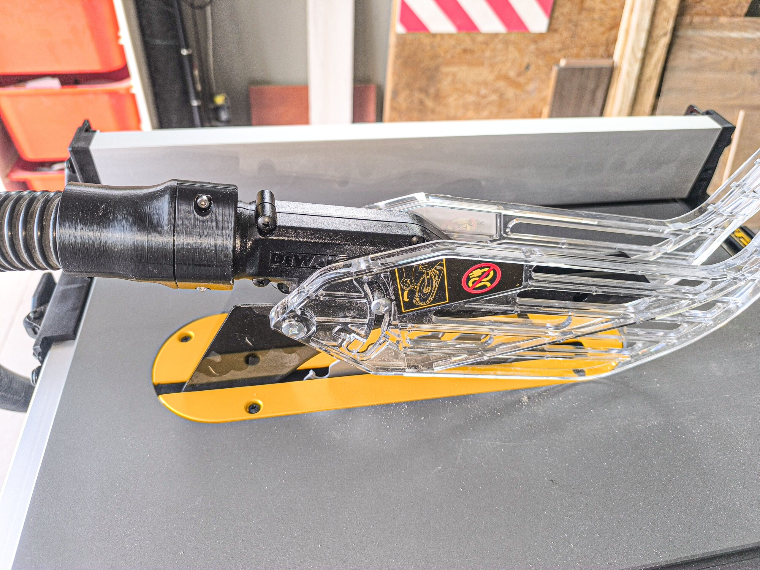 adapter Do Osłony Górnej Dewalt Dwe 7492. Przyłącze Węża Odkurzacza Warsztatowego, Skręcane.4