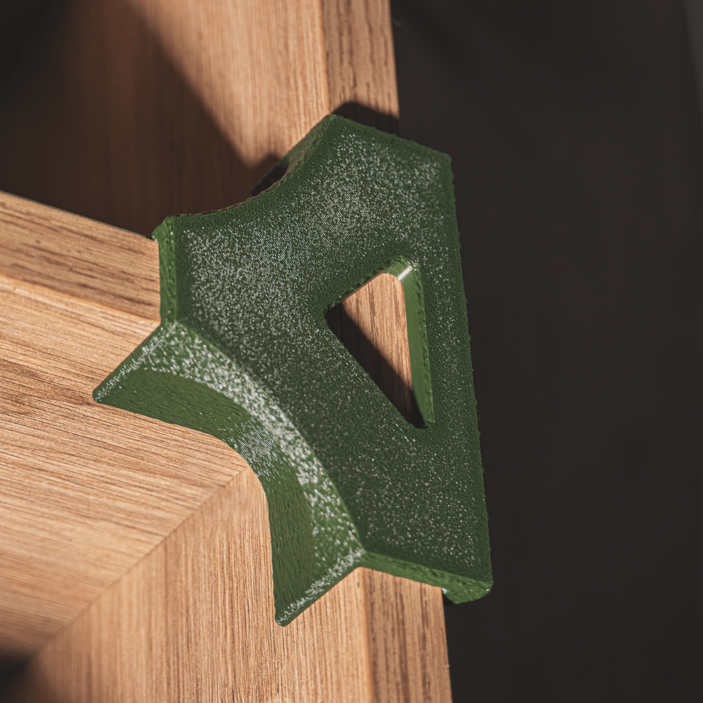 w kształcie litery T